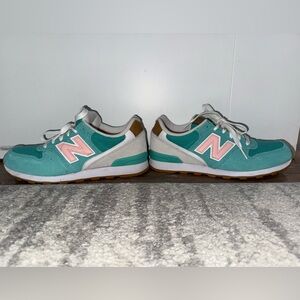 New balance women’s shoe size 6 wmns 696 tomboy pack aquamarine